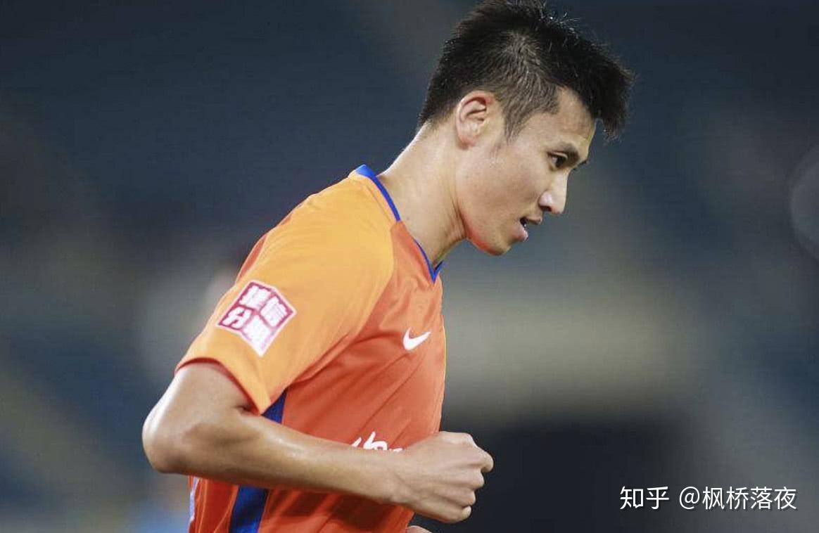 包含新疆广汇训练开放日，关键时刻外线爆发引欢呼，中超在即，球探报告显示潜力的词条-九游体育入口